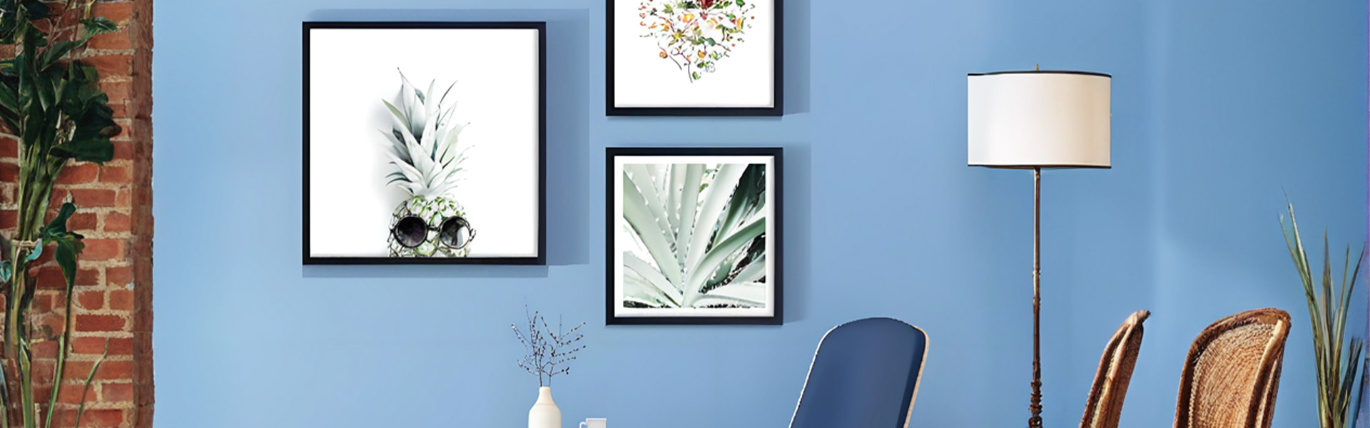 Decorate your space with square lcd digital photoframe