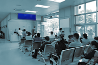 Stretched bar LCD real-time queue status